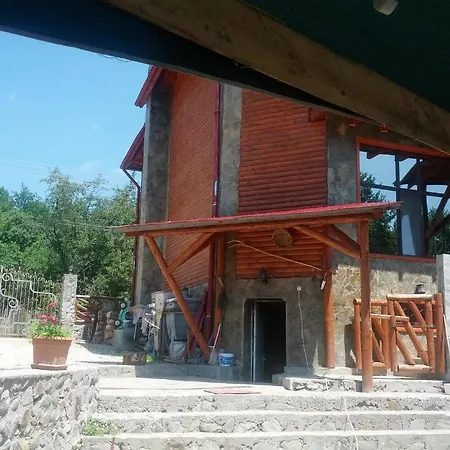 Guest house Magdalena Campulung