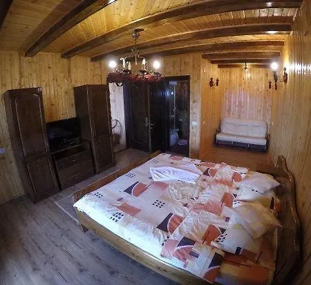 Magdalena Guest house Campulung